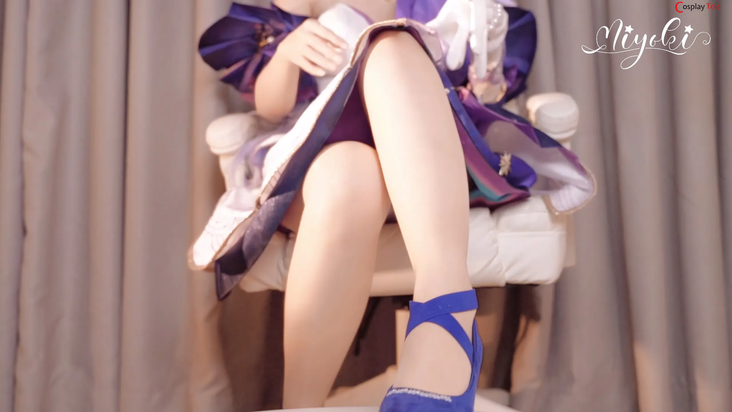 Misaki Suzuki cosplay Robin 1