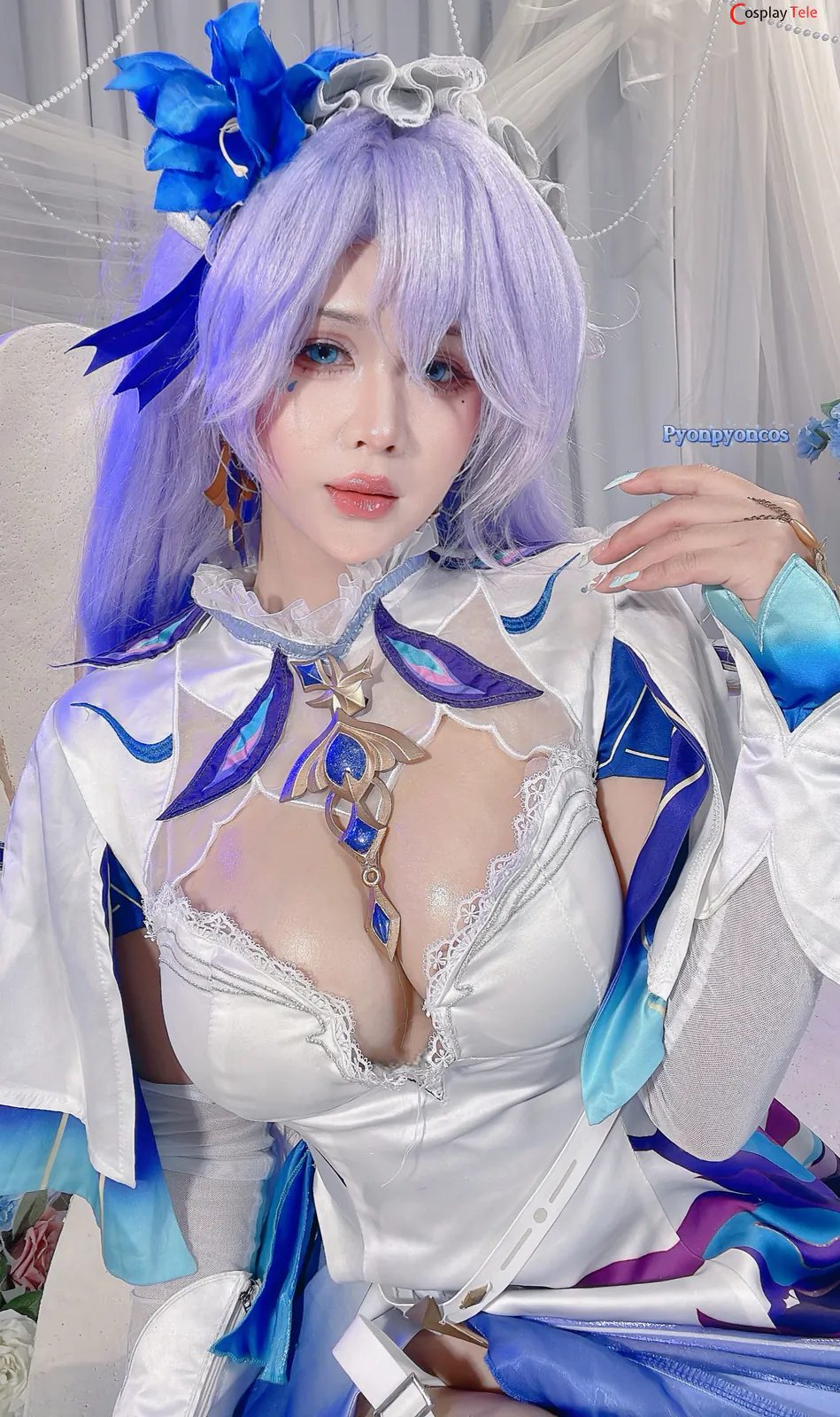 Pyoncos cosplay Cantarella 41