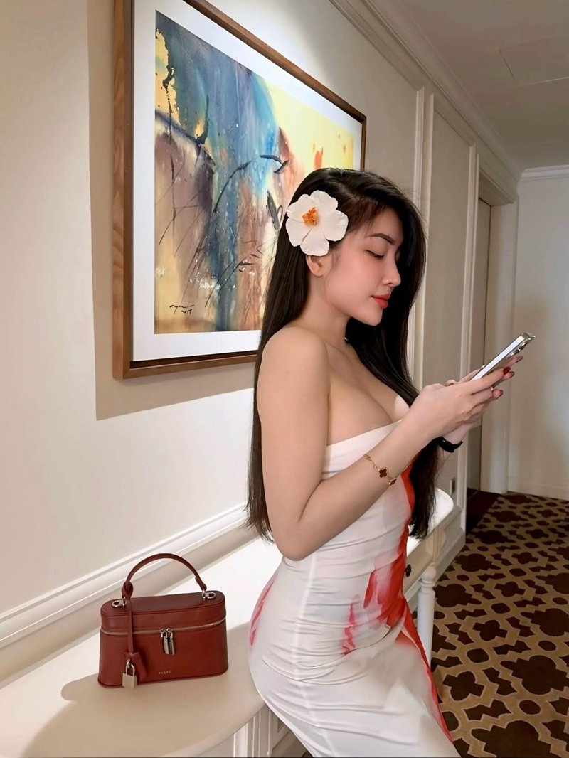 gái xinh có tâm hồn to và tròn 15