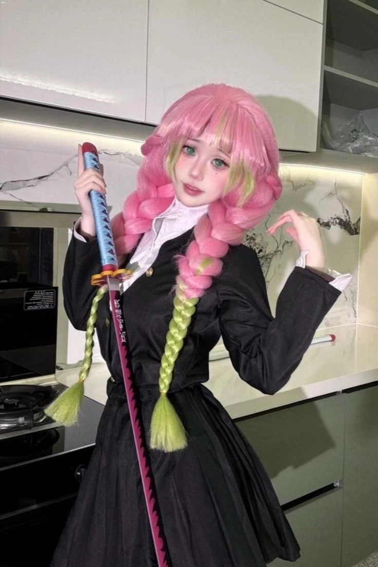 Mitsuri Kanroji 43
